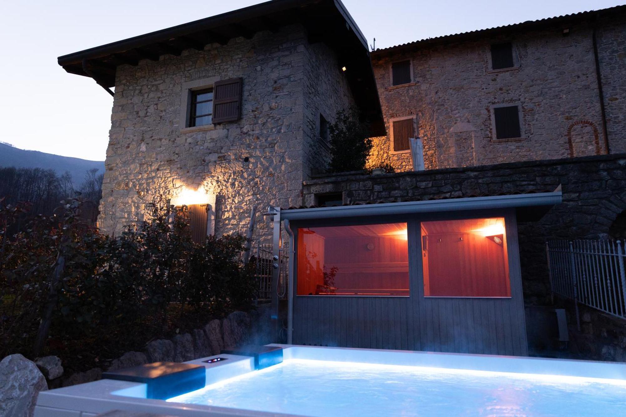 Roncola Ca' Baetti L'Antico Borgo Bed & Breakfast エクステリア 写真