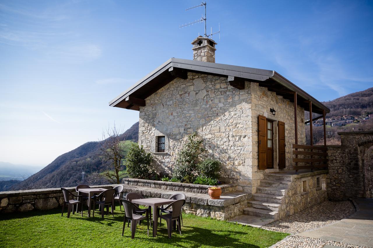 Roncola Ca' Baetti L'Antico Borgo Bed & Breakfast エクステリア 写真