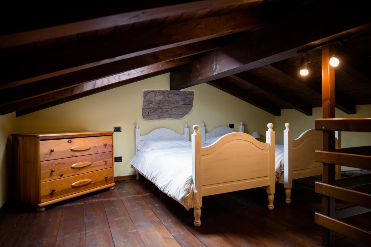 Roncola Ca' Baetti L'Antico Borgo Bed & Breakfast エクステリア 写真