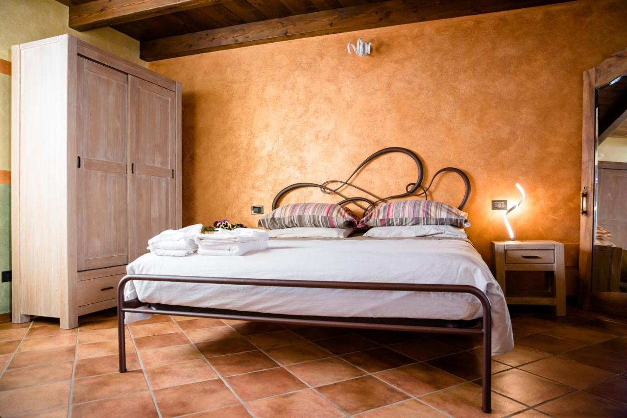 Roncola Ca' Baetti L'Antico Borgo Bed & Breakfast エクステリア 写真