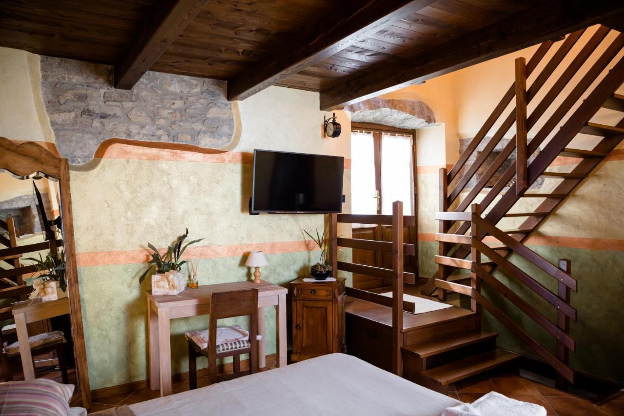 Roncola Ca' Baetti L'Antico Borgo Bed & Breakfast エクステリア 写真