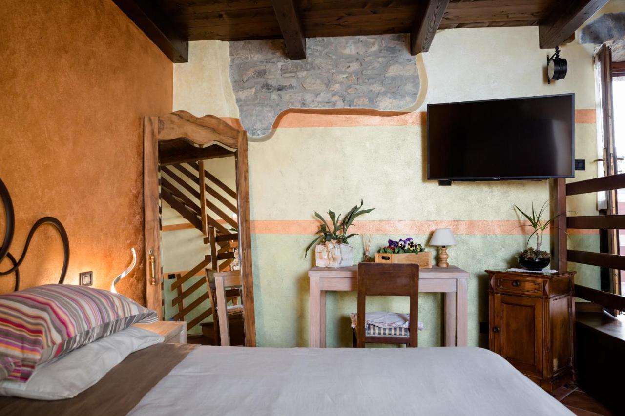 Roncola Ca' Baetti L'Antico Borgo Bed & Breakfast エクステリア 写真