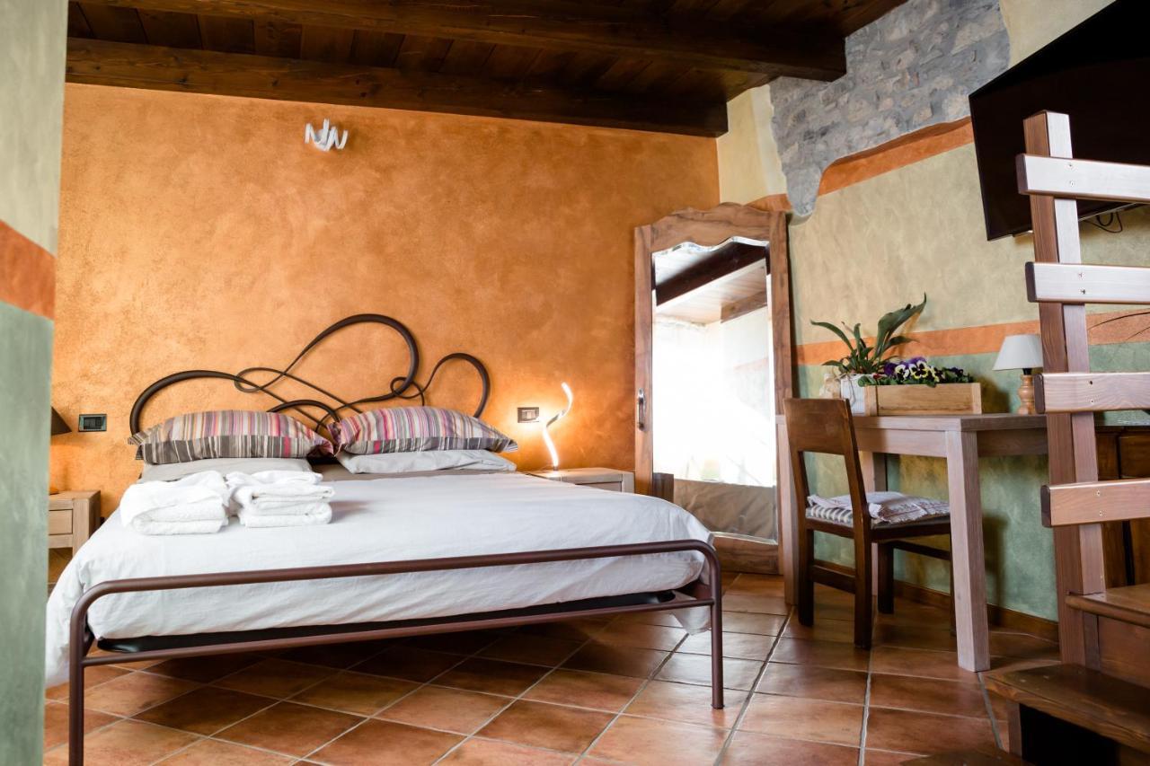 Roncola Ca' Baetti L'Antico Borgo Bed & Breakfast エクステリア 写真